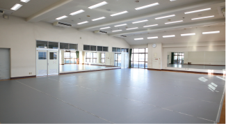 神戸野田中学校　多目的ホール