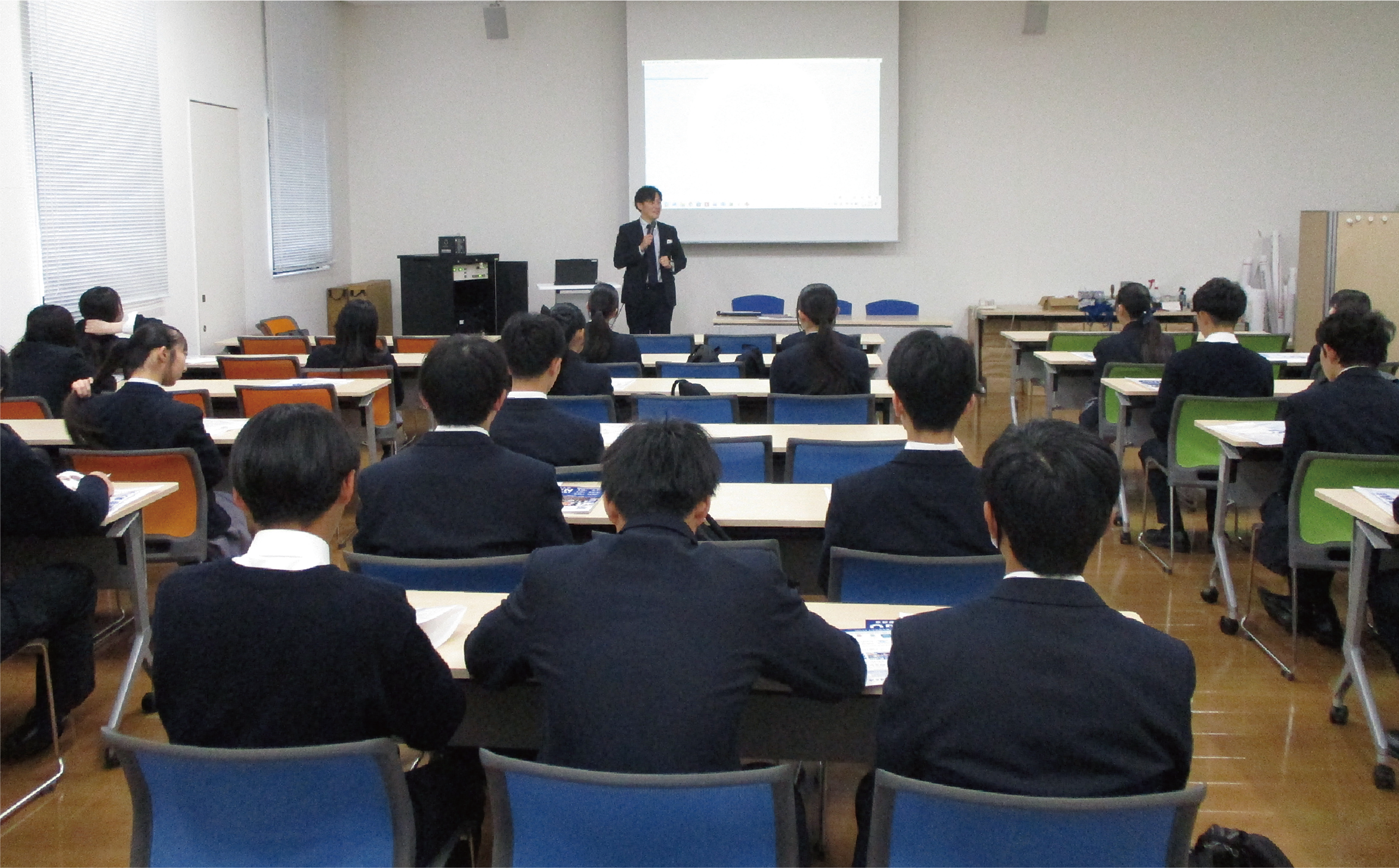一人ひとりの希望に寄り添う進路指導