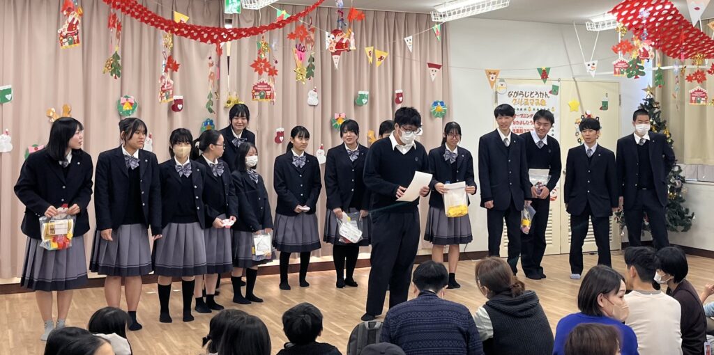 授業と連動した地域連携・探究活動の実践 ― インターアクト部 ＆ 「３年情報デザイン応用」 ―